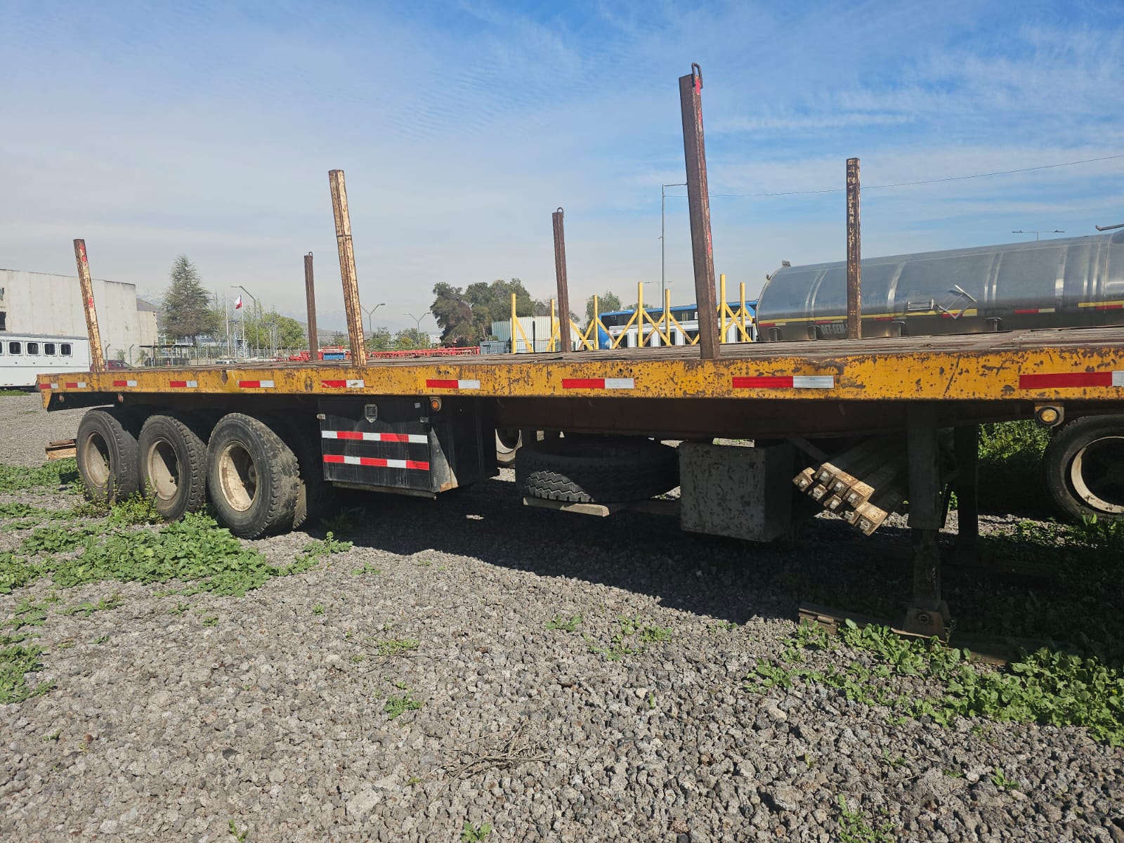 SEMIRREMOLQUE PLANO HECHIZO 1993