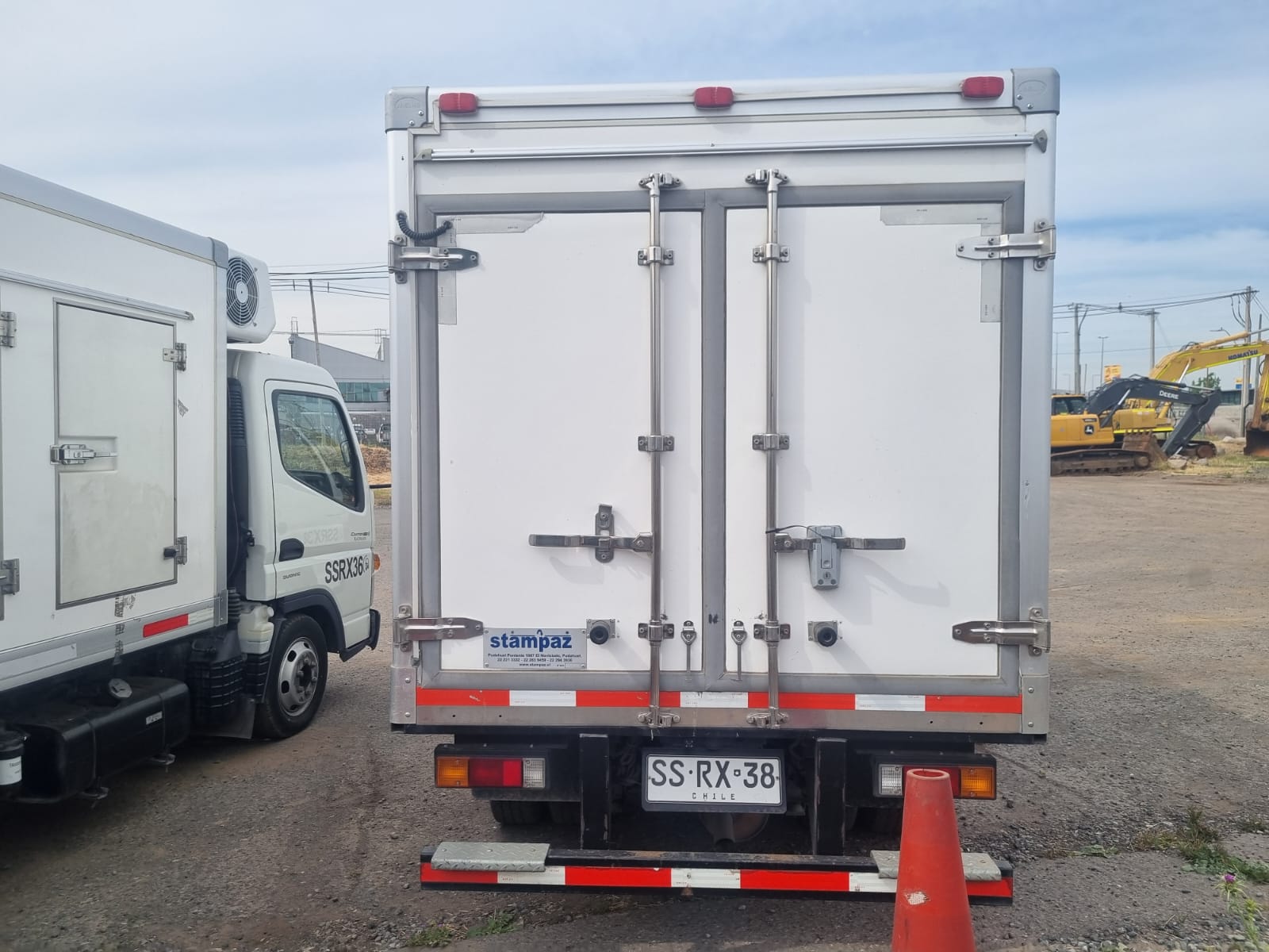 MITSUBISHI FUSO CANTER 413 2023