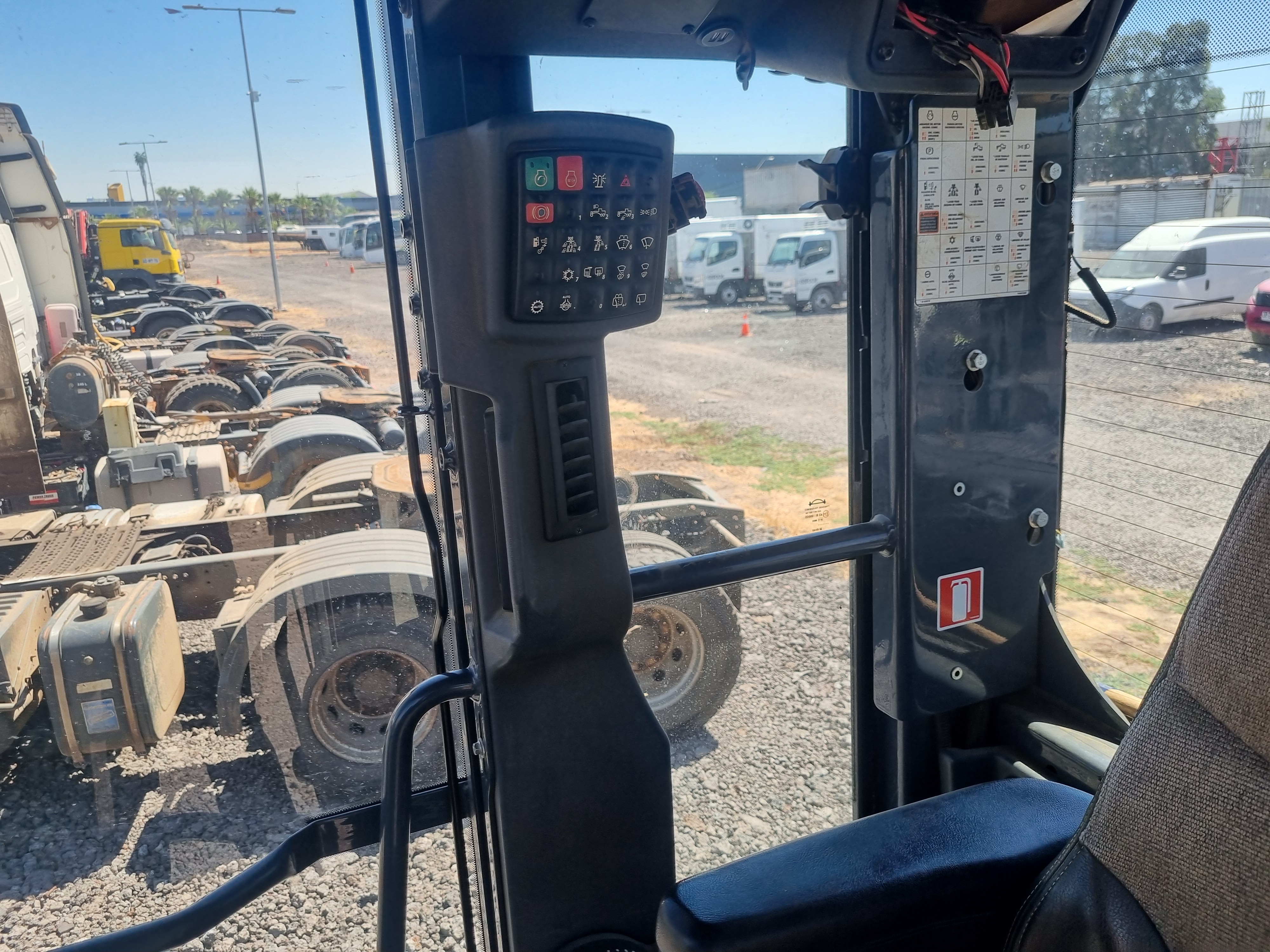 JOHN DEERE 670 G 6X4 2020