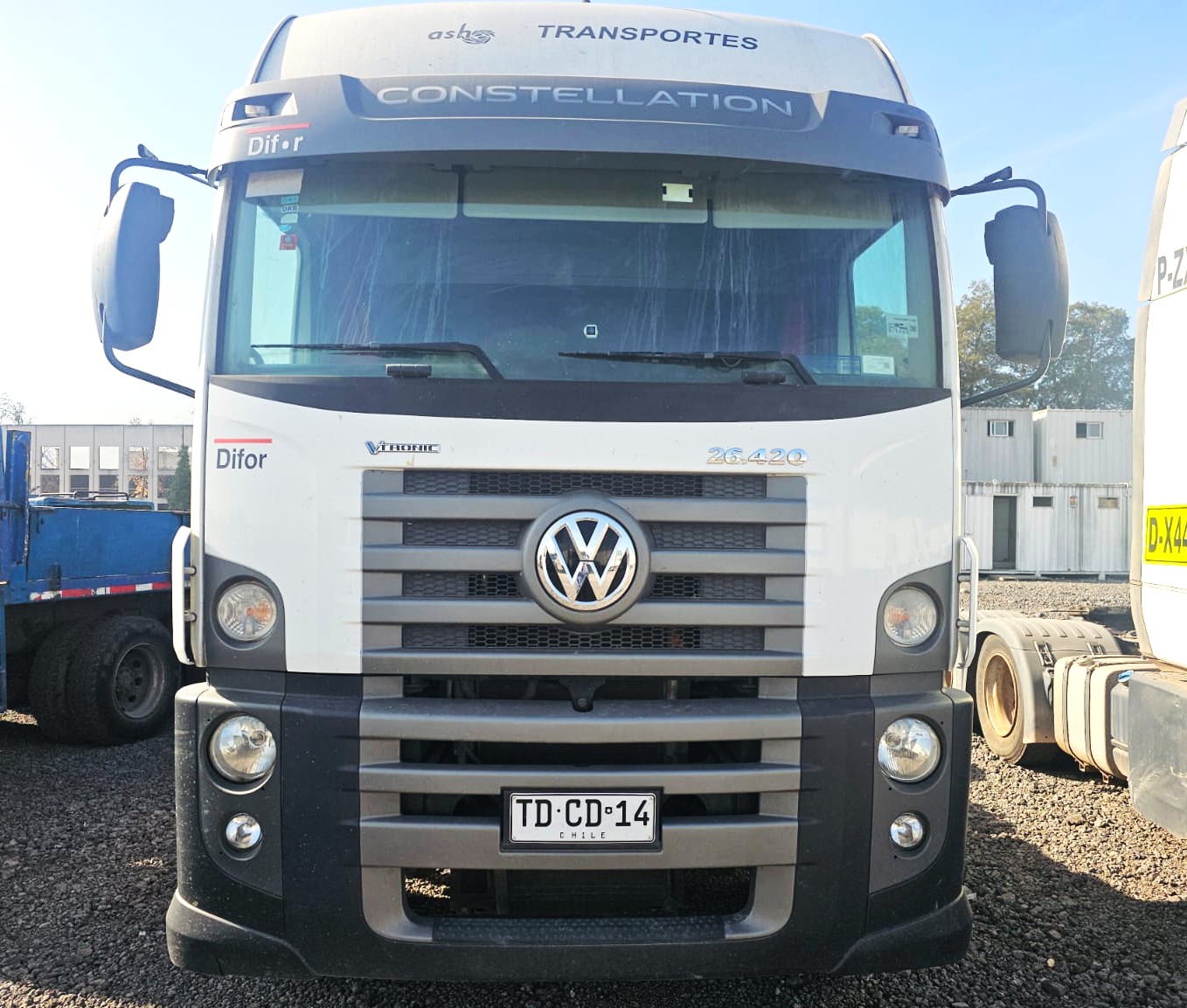 VOLKSWAGEN CONSTELLATION 26420 2023