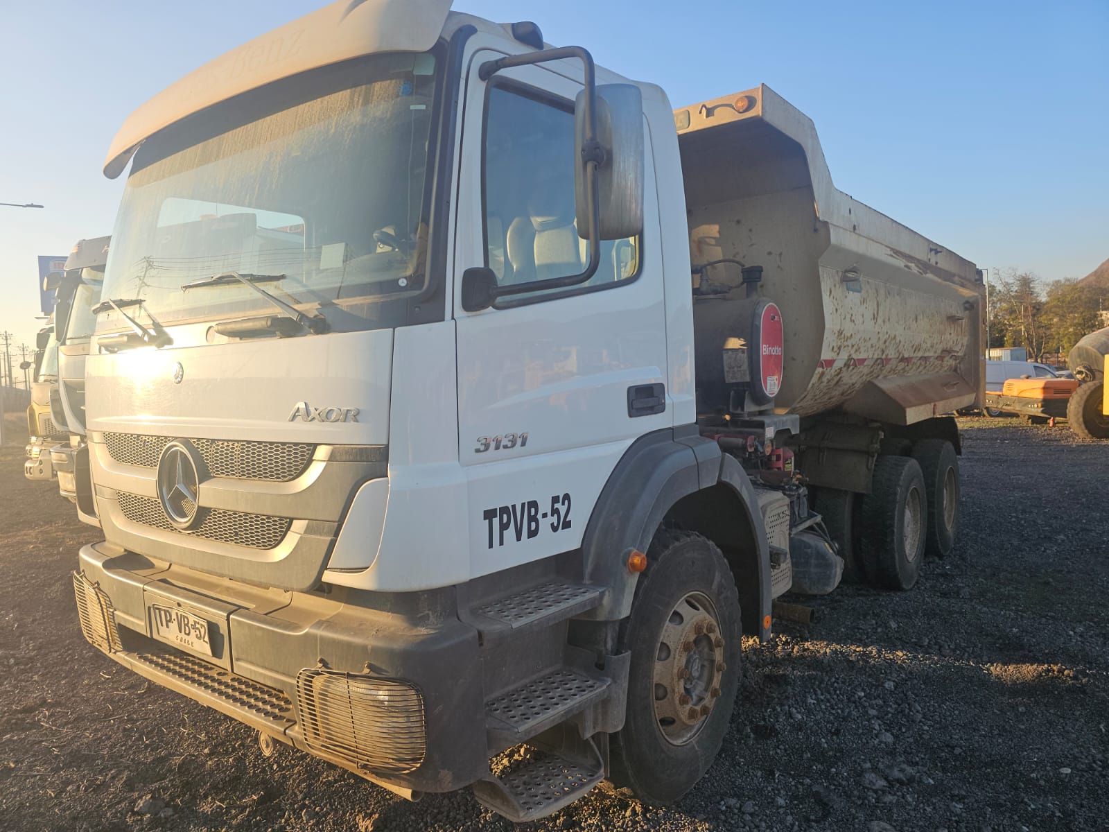 MERCEDES BENZ AXOR 3131 2024